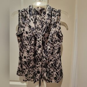 Kasper Black and White Sleeveless Blouse